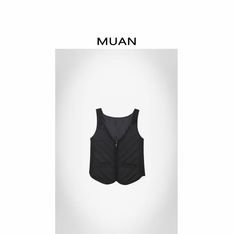 木岸MUAN:《小高能羽绒马甲》定制90白鸭羽绒马甲上衣女D-MJ-F8119