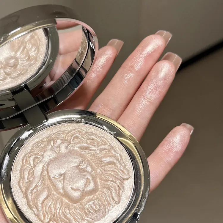 巨大巨好用！狮子生姜高光细闪修容一体盘两用闪粉脸部提亮三合一