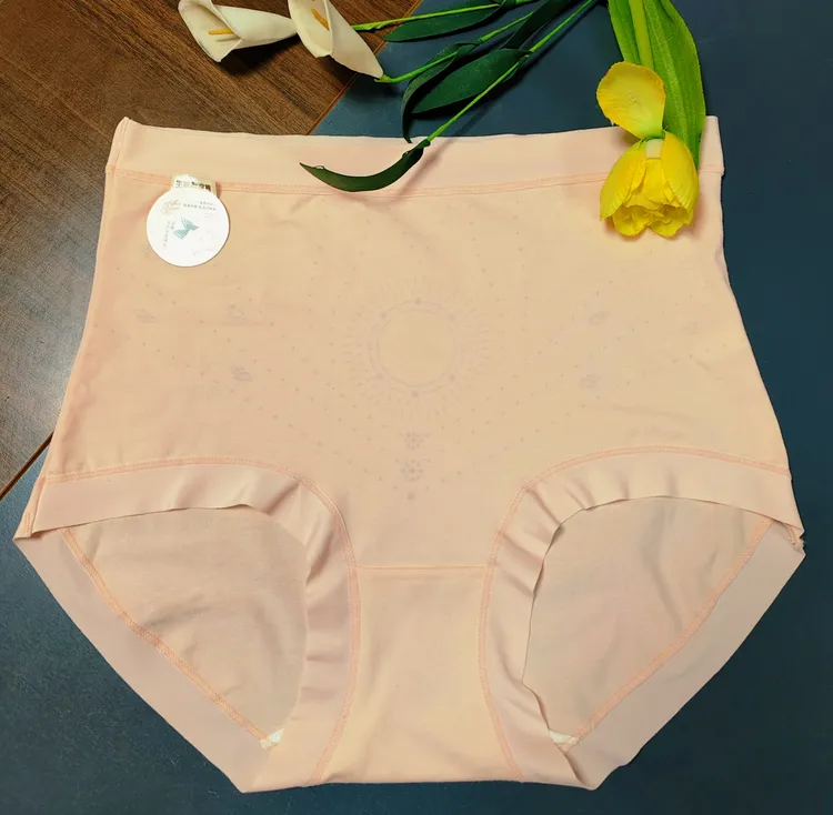 热娜拉尔柔软舒服暖宫高腰三角内裤2号