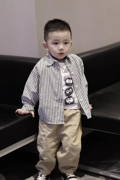 儿童衬衫套装2025春秋季新款洋气男童长袖条纹衬衫休闲裤子两件套