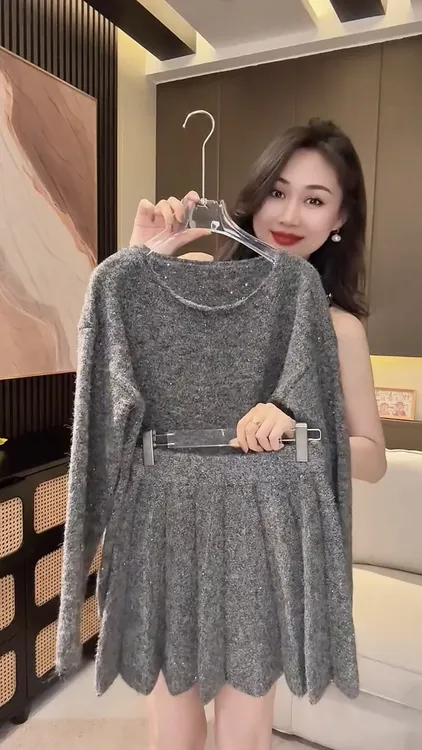 高级时装套装韩剧女主穿搭今年流行时尚干练气质灰色针织衫半身裙