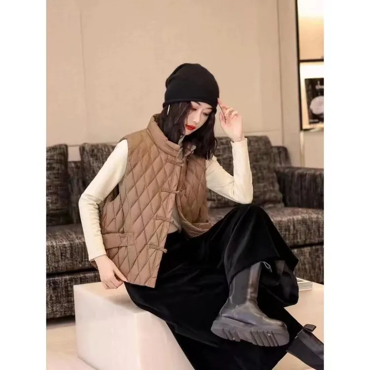 超轻！新中式洋气女款马甲国风爆款复古女士马夹秋冬季时尚