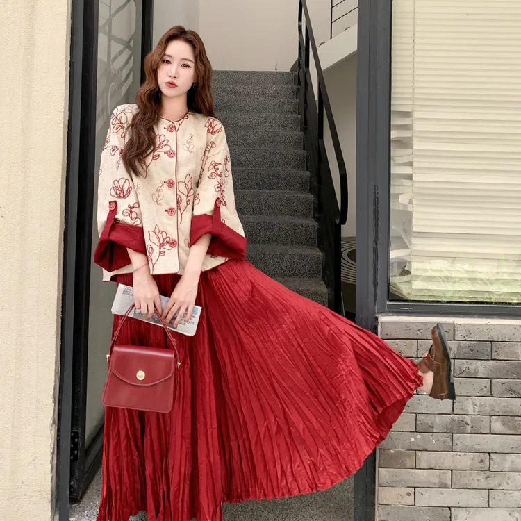 红色新中式提花外套套装裙女2025秋季高级感洋气压褶半身裙两件套