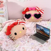 kitty抱枕被子两用办公室午睡毯子汽车靠枕毛毯二合一