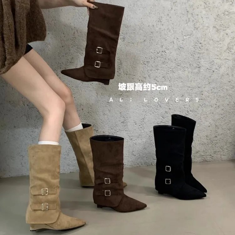 纯色优雅尖头中筒长靴女2025秋季新款外穿小众时尚百搭坡跟时装靴