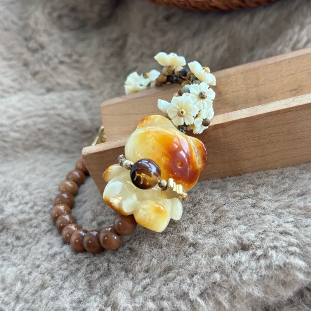 吉月蜜蜡花蜡小熊花朵精致手串