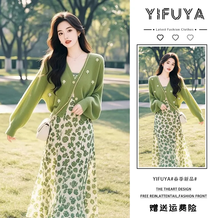 高级感小香风独特漂亮超好看绿色碎花连衣裙子2025超火套装春装