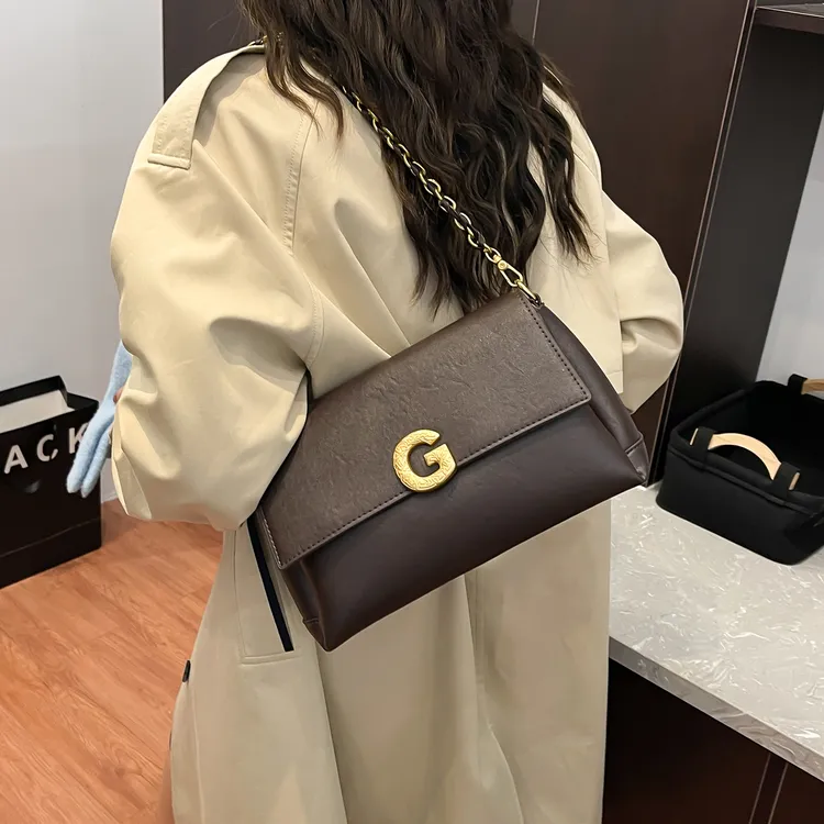 包包2025冬季新款时尚链条单肩腋下包女包简约百搭复古女士斜挎包