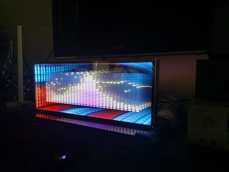 深邃镜音乐频谱显示器声控线控遥控时钟动画亮度灵敏度可调