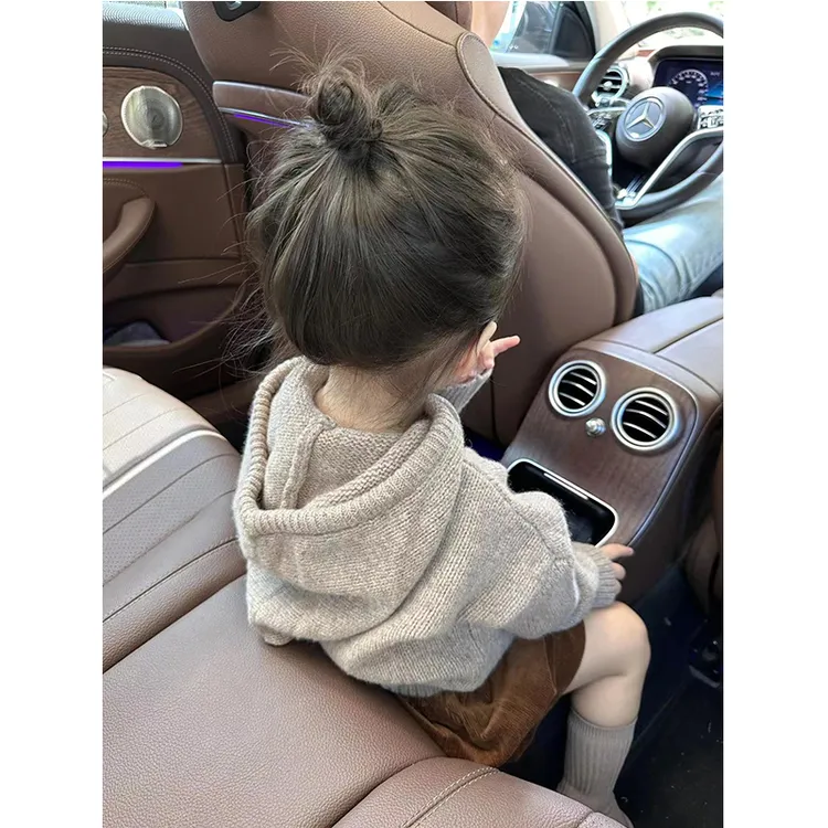 现货童装女童新年衣服春秋洋气儿童连帽针织衫女宝宝百搭毛衣