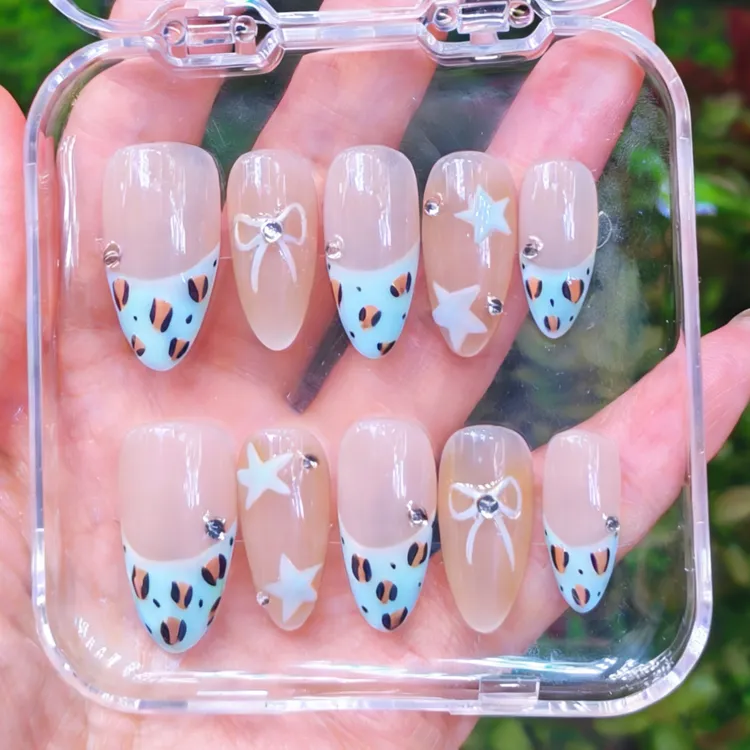 秋冬新款手工豹纹法式短款显白高级感穿戴甲美甲成品