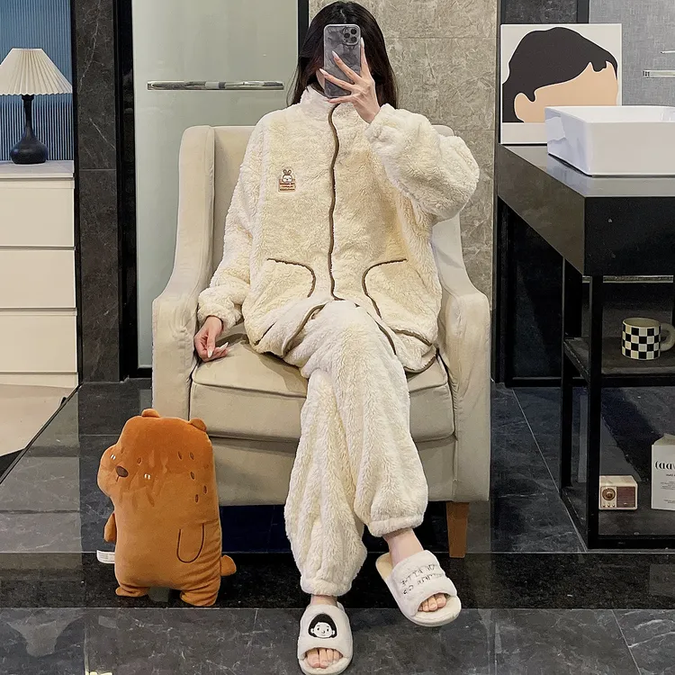 珊瑚绒睡衣女秋冬季加厚大码保暖可外穿长毛绒杏色兔头套装家居服