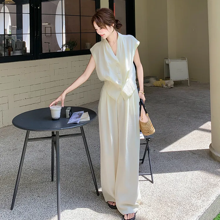 高级感老钱风一整套穿搭马甲套装女夏季2025新款时尚阔腿裤两件套