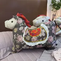 畅姐推荐【马上有钱】马造型玩偶抱枕本命年吉祥物/沙发装饰摆件