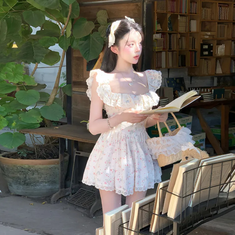 公主裙法式碎花连衣裙鱼骨收腰辣妹吊带裙短裙子掐腰裙蓬蓬花边裙