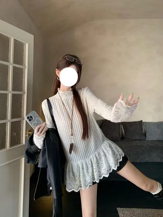 半高领内搭加厚打底衫秋冬设计感蕾丝花边下摆长袖T恤上衣AM25701