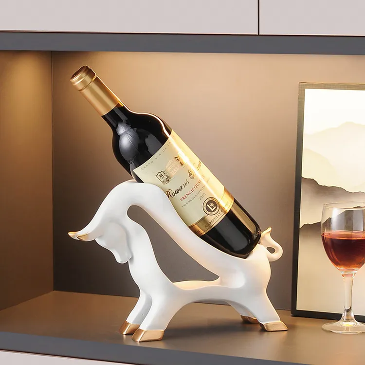 高级感牛气冲天红酒架轻奢高档客厅博古架酒柜装饰品酒瓶架牛摆件