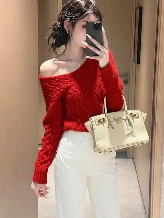 韩系氛围感小众轻奢高级感软糯针织衫秋冬新款红色桃领可斜肩毛衣