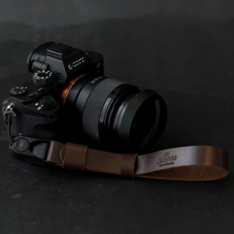 相机腕带快拆卡扣高端牛皮复古真皮手腕挂绳适配索尼佳能尼康富士