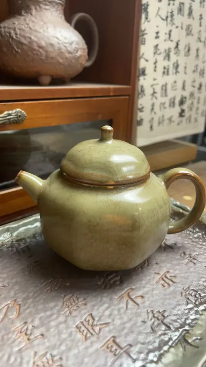 141号，汝窑开线可养六方壶，容量150