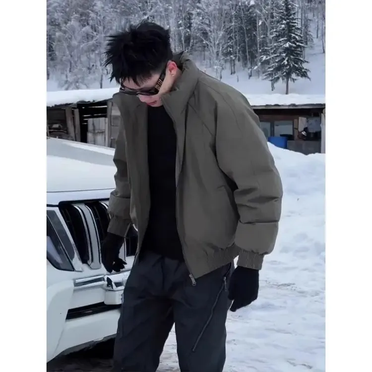 2025军绿色短款棉服外套男冬季高级感加厚保暖防寒服飞行夹克