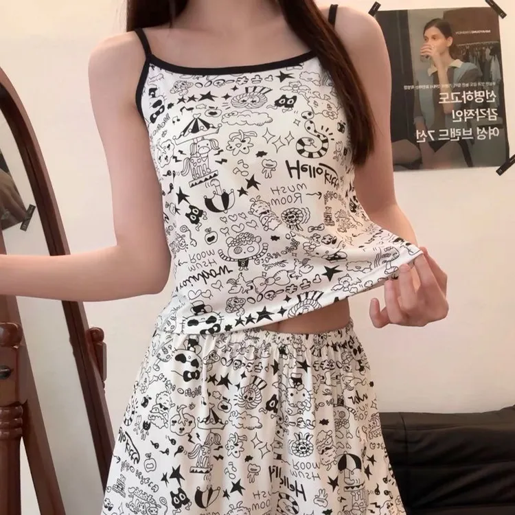 夏季性感带胸垫时尚凯蒂露背上衣吊带睡衣女显瘦夏天网红风家居服