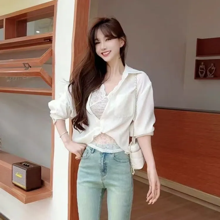 8527款【叠穿蕾丝】法式高级感衬衫➕水绒蕾丝背心两件套