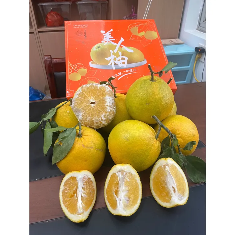 都昌农户自种美人柚
