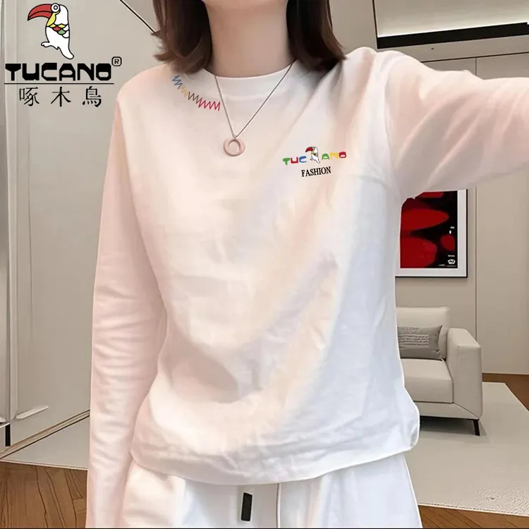 啄木鸟纯棉白色正肩长袖打底衫女秋新款内搭修身显瘦时尚百搭上衣