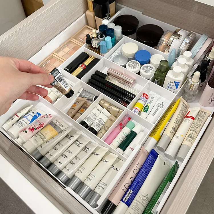 抽屉内置分隔板四面可伸缩收纳盒梳妆台化妆品口红杂物分格整理盒