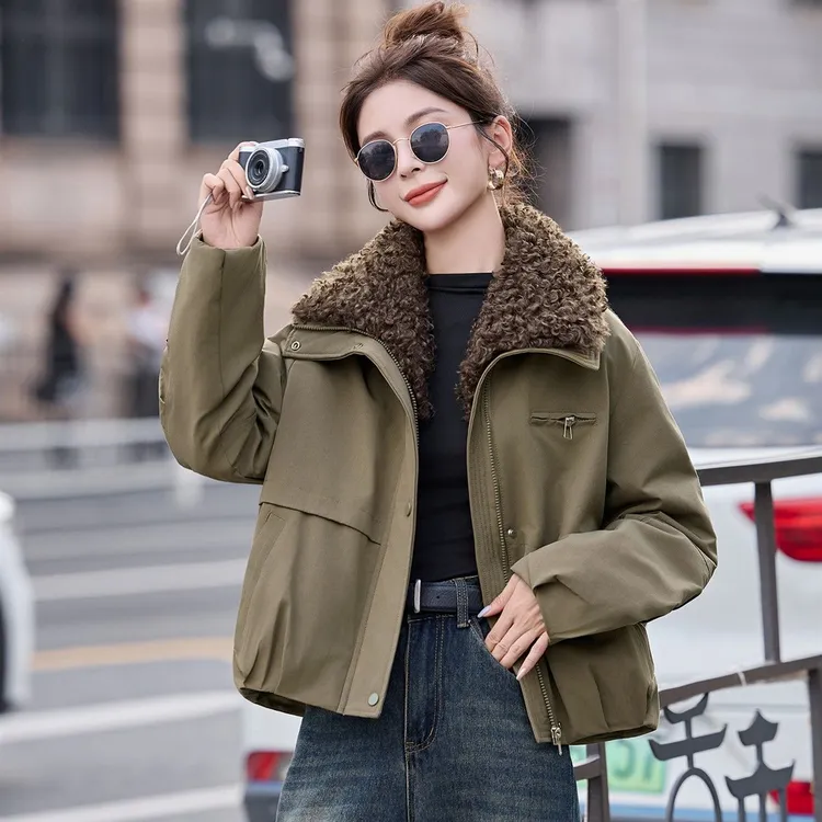 新款秋冬季羊卷毛领加厚短款厚款保暖女棉服休闲时尚百搭宽松棉衣