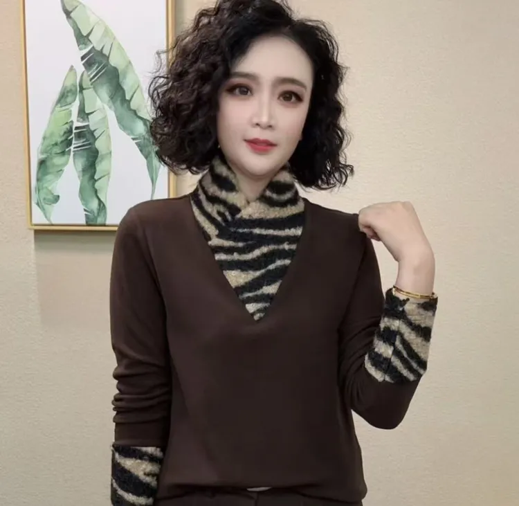 2025新款时尚洋气百搭冬季减龄气质长袖T恤上衣#63330