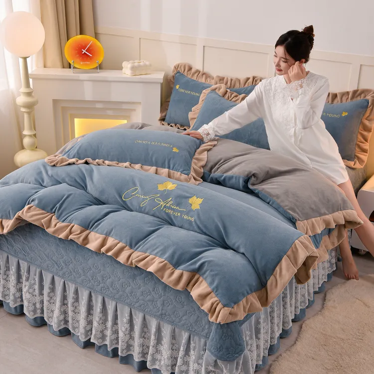 A类高克重纯色刺绣牛奶绒床盖款四件套加绒加厚亲肤保暖防静电