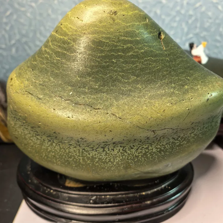 天然摆件石，新疆石。宁静溢美、大自然佳作：