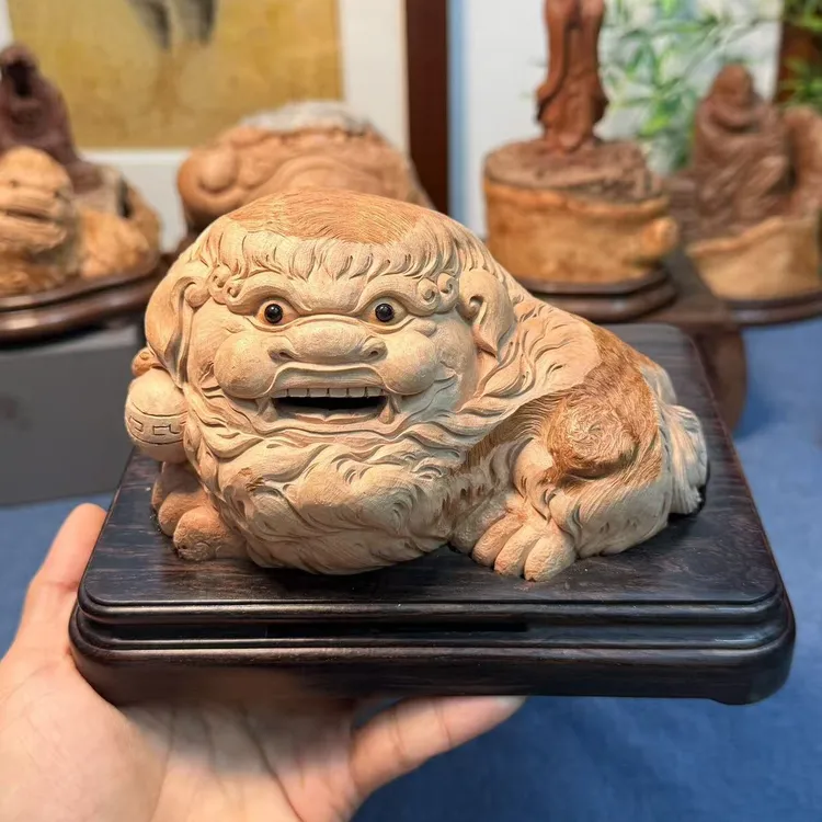 荔枝木纯手工雕刻狻猊摆件，茶空间文玩