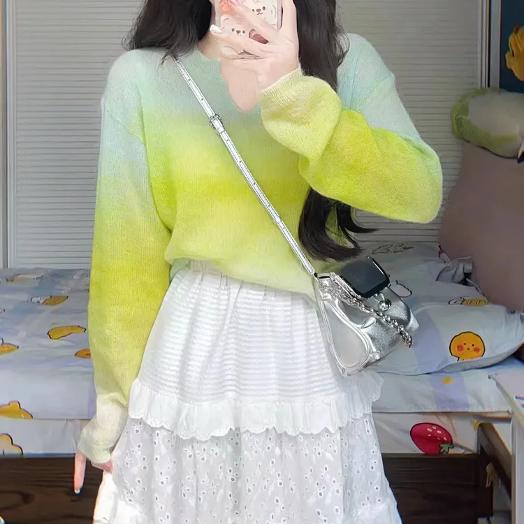 渐变晕染2025新款薄款宽松长袖毛衣显瘦百搭时尚圆领毛衣针织衫女