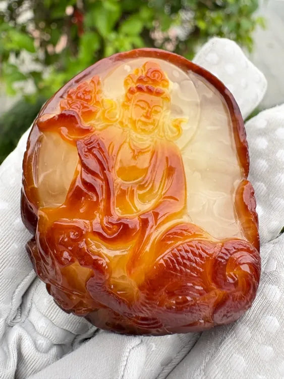 假一赔十，天然琥珀蜜蜡，蜜蜡吊坠，蜜蜡雕刻件，普贤吊坠，编号79