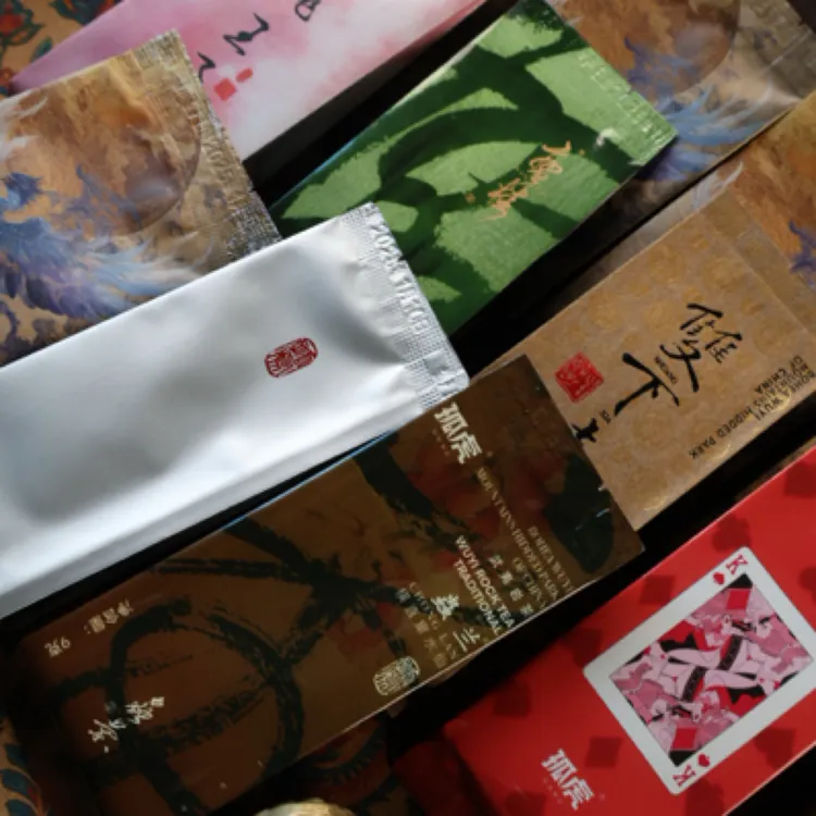 新人品鉴集孤虎岩茶组合装12泡高端茶品102g