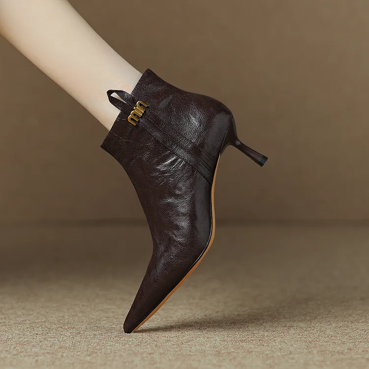 轻奢鞋子黑色羊皮高跟尖头侧拉链短靴女秋冬百搭气质细跟靴子