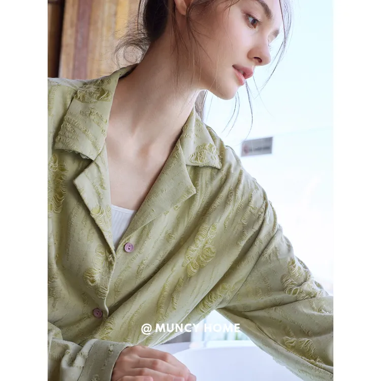 曼系“羽毛感剪花”睡衣女春秋季设计时尚宽松显贵长袖柔软可外穿