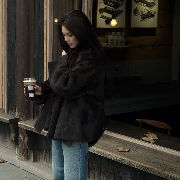 R-HER“挪威雪境”土耳其进口羊皮毛一体天然气质时尚皮草外套PLL58