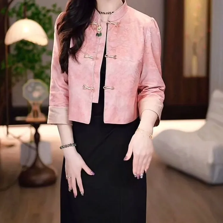 2025秋款桃花粉显气色精致缎面质感国风新中式短款外套女