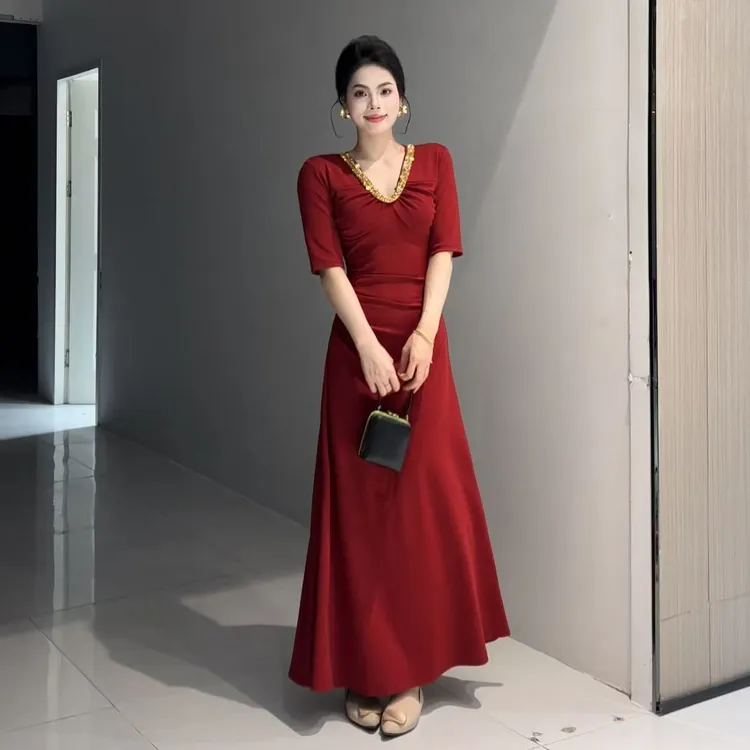 显瘦气质收腰修身裙子复古名媛时尚设计感轻熟连衣裙性感夏季