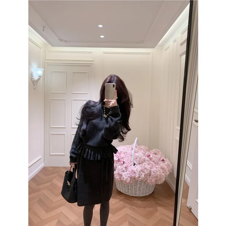 法式蕾丝拼接针织毛衣优雅气质松紧腰开叉设计直筒半身裙套装