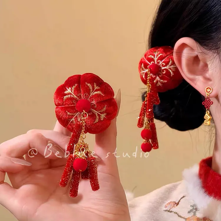 新年红色可爱福袋发夹女2026新款侧边夹头饰中国风发卡发饰