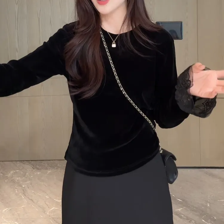 秋季丝绒圆领喇叭袖刺绣蕾丝袖口拼接长袖打底衫LK2506312