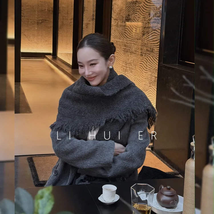 LiHuiEr李慧儿【银月】轻奢气质小众设计灰色围巾1232