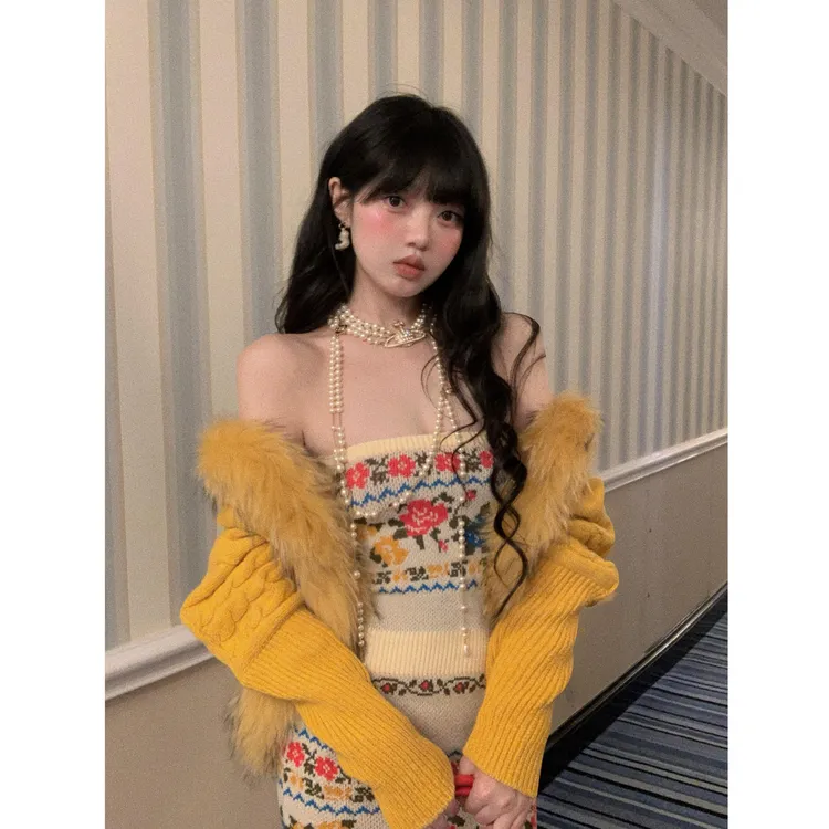 黄色毛毛领蝙蝠袖毛衣外套女秋冬季宽松针织开衫上衣裙子套装