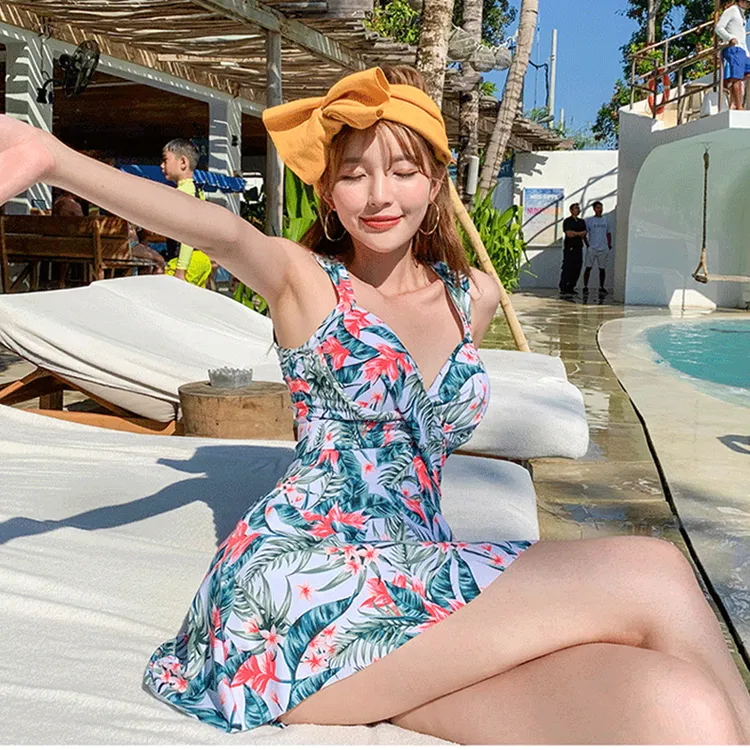 时尚保守大码泳衣女夏季平角裙式性感遮肚显瘦泡温泉游泳衣泳装