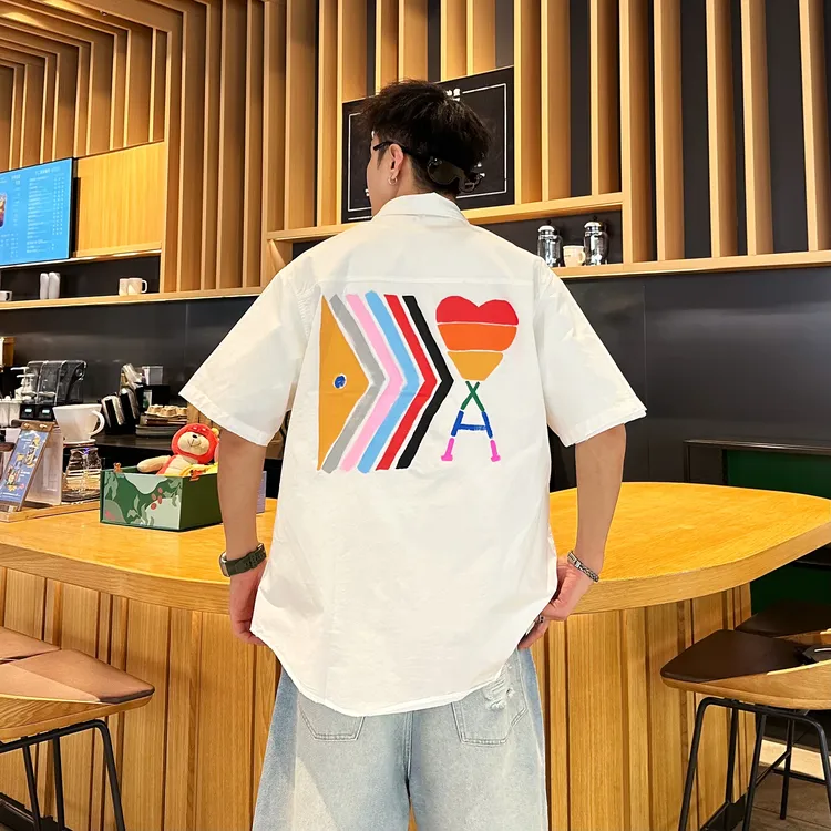 夏季休闲简约个性百搭纯棉透气爱心印花设计感男女情侣短袖衬衫